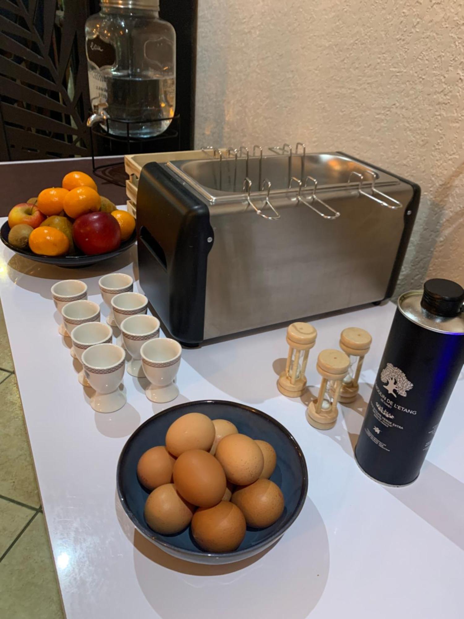 Le Regina Hotel Et Restaurant Canet-Plage Luaran gambar